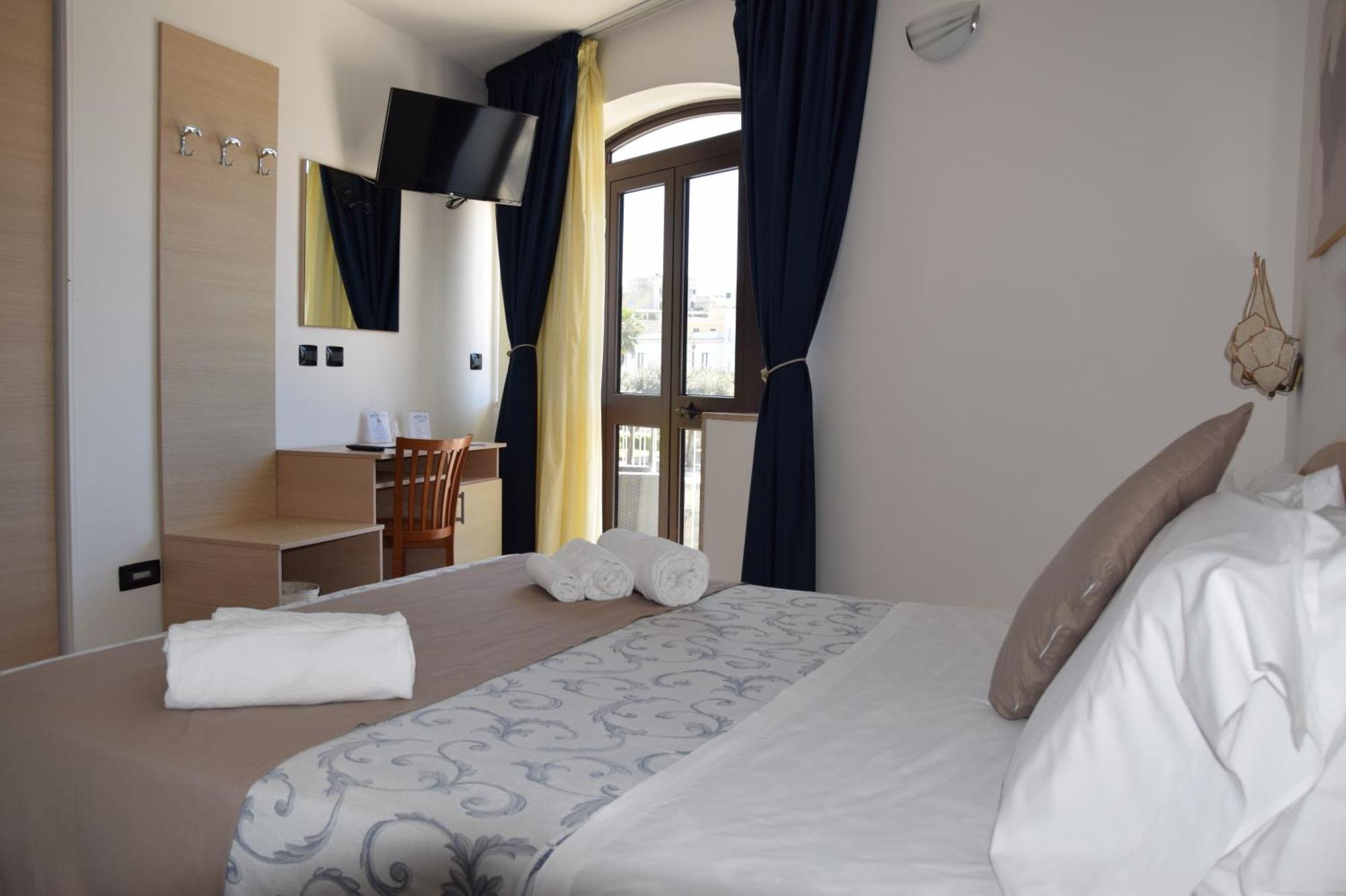 Hotel Profumo Di Mare Отранто Экстерьер фото